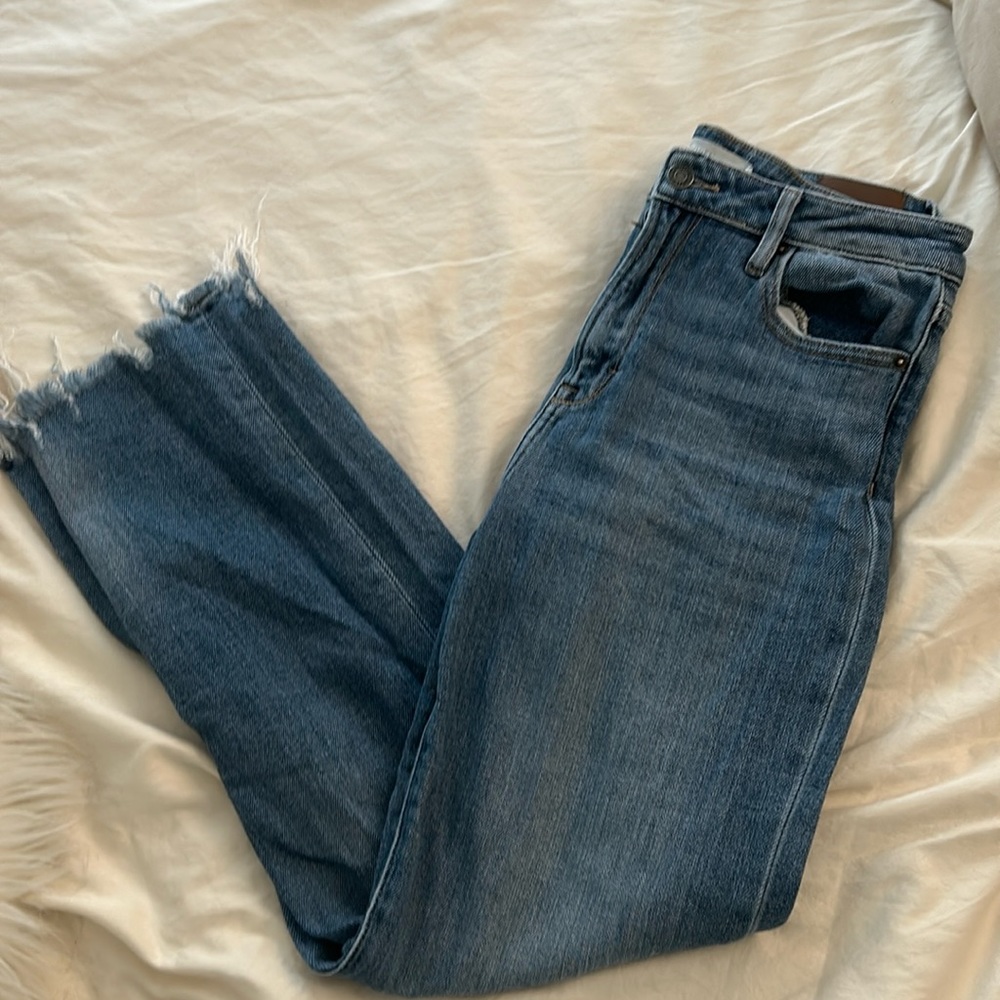 Cute wide leg jeans with frayed bottoms